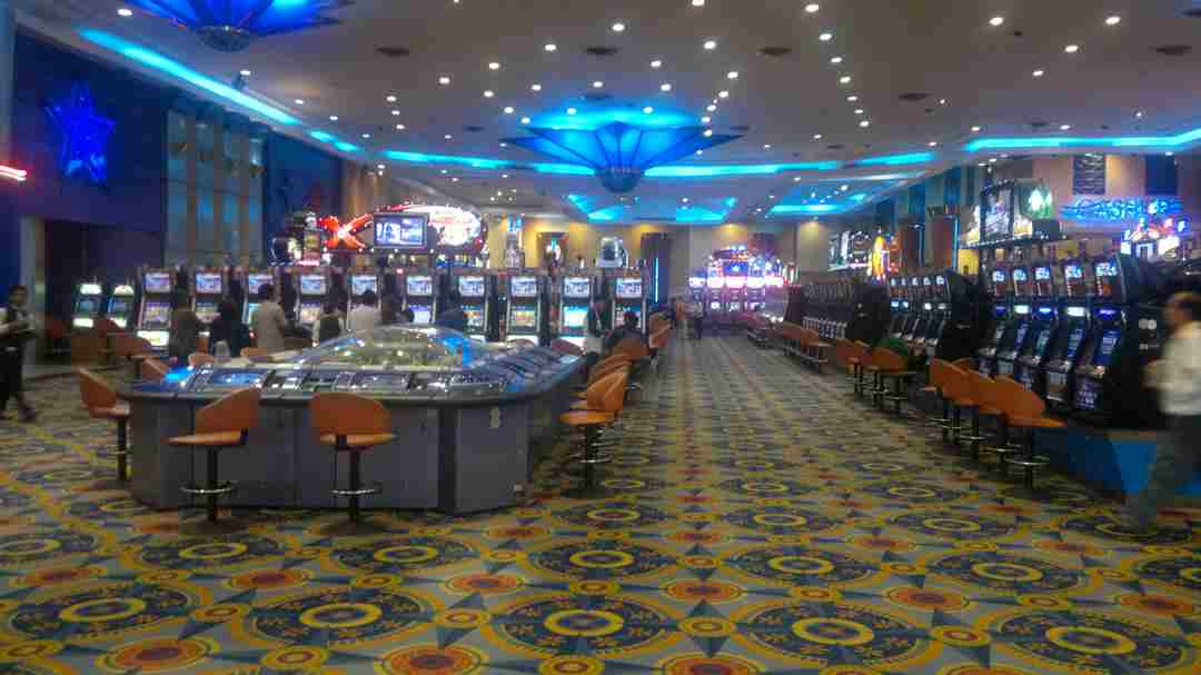 Máy đánh bạc điện tử được đầu tư với số lượng lớn tại Star Vegas